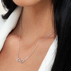 SREBRNA OGRLICA ETERNAL INFINITY