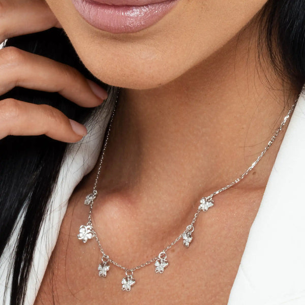 SREBRNA OGRLICA BUTTERFLY GARDEN