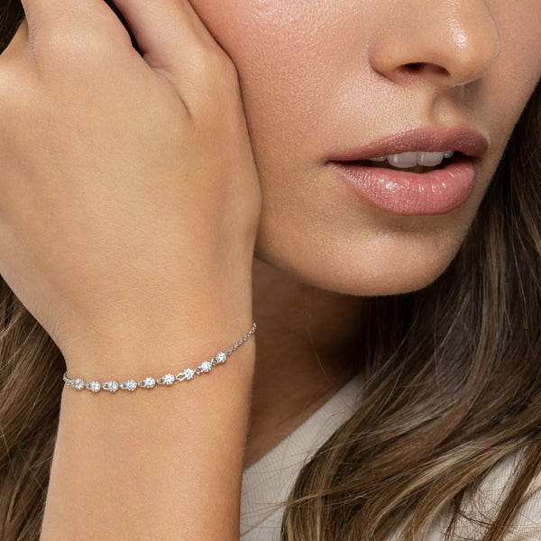 SREBRNA NARUKVICA SIMONE