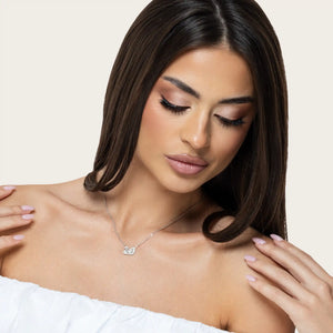 SREBRNA OGRLICA SWAN