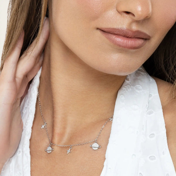 SREBRNA OGRLICA UNIVERSE'S EMBRACE