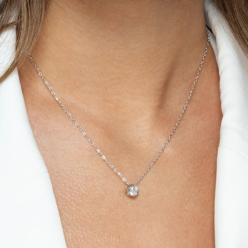 SREBRNA OGRLICA ZYRA