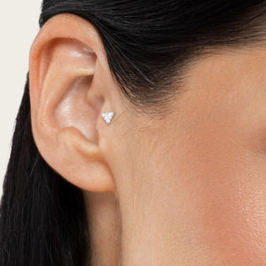 SREBRNI PIRSING TRIANGLE - JEDAN KOMAD